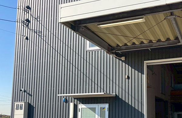 千葉市 内装会社 倉庫 防犯カメラ設置