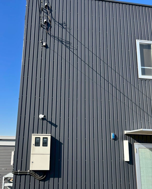 千葉市 内装会社 倉庫 防犯カメラ設置